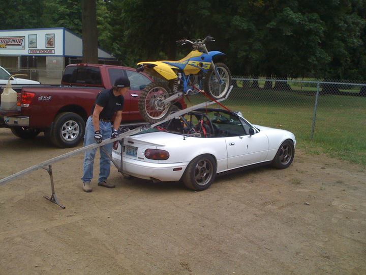 Miatawithdirtbike_zpsf428313d.jpg