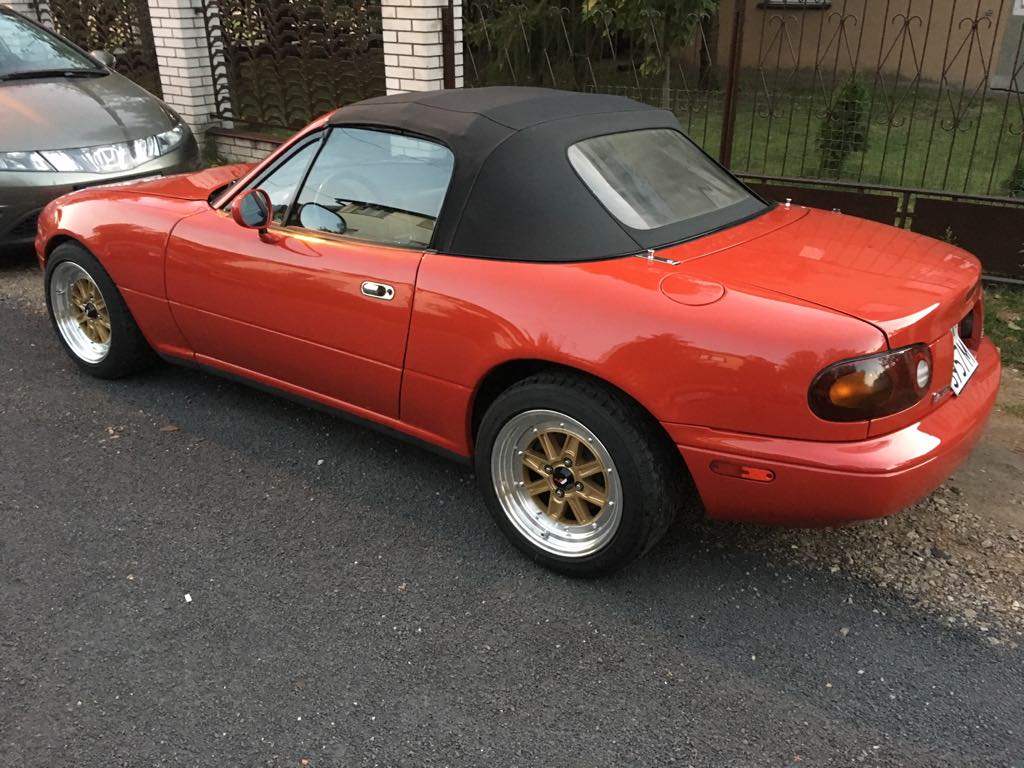 miata.jpg