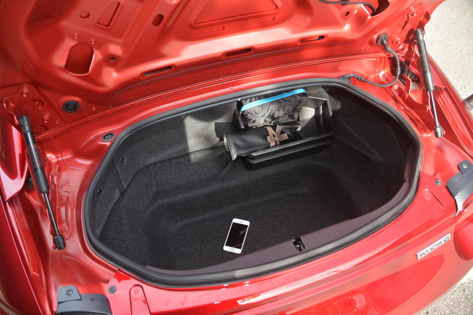 Mazda-MX-5-Trunk.jpg