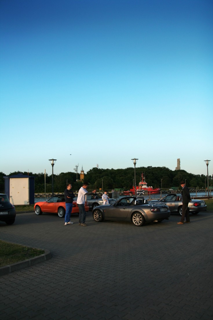 z12.jpg