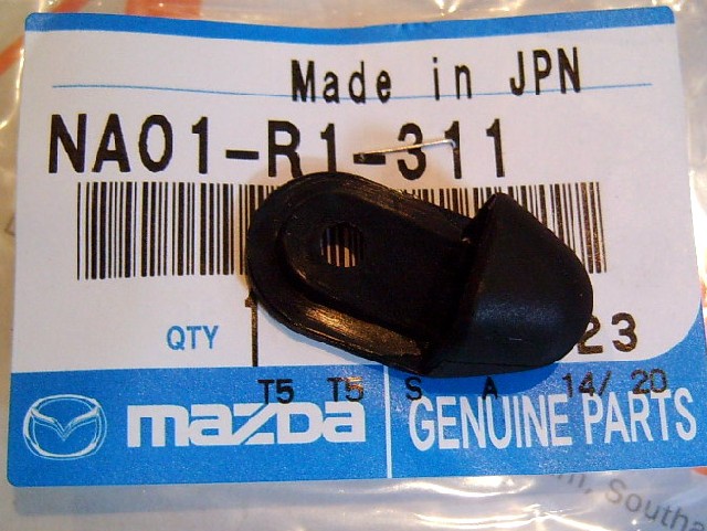 cap-soft-top-front-catch-nipple-mazda-mx-5-1989-2003-na01r1311-1132-p.jpg